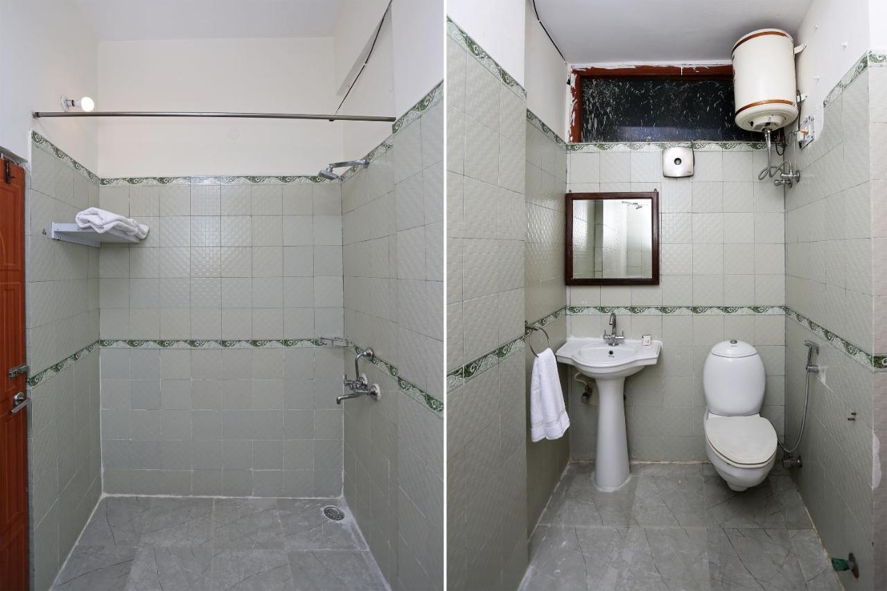 Oyo 14100 Hotel D Meridien Ґурґаон Екстер'єр фото
