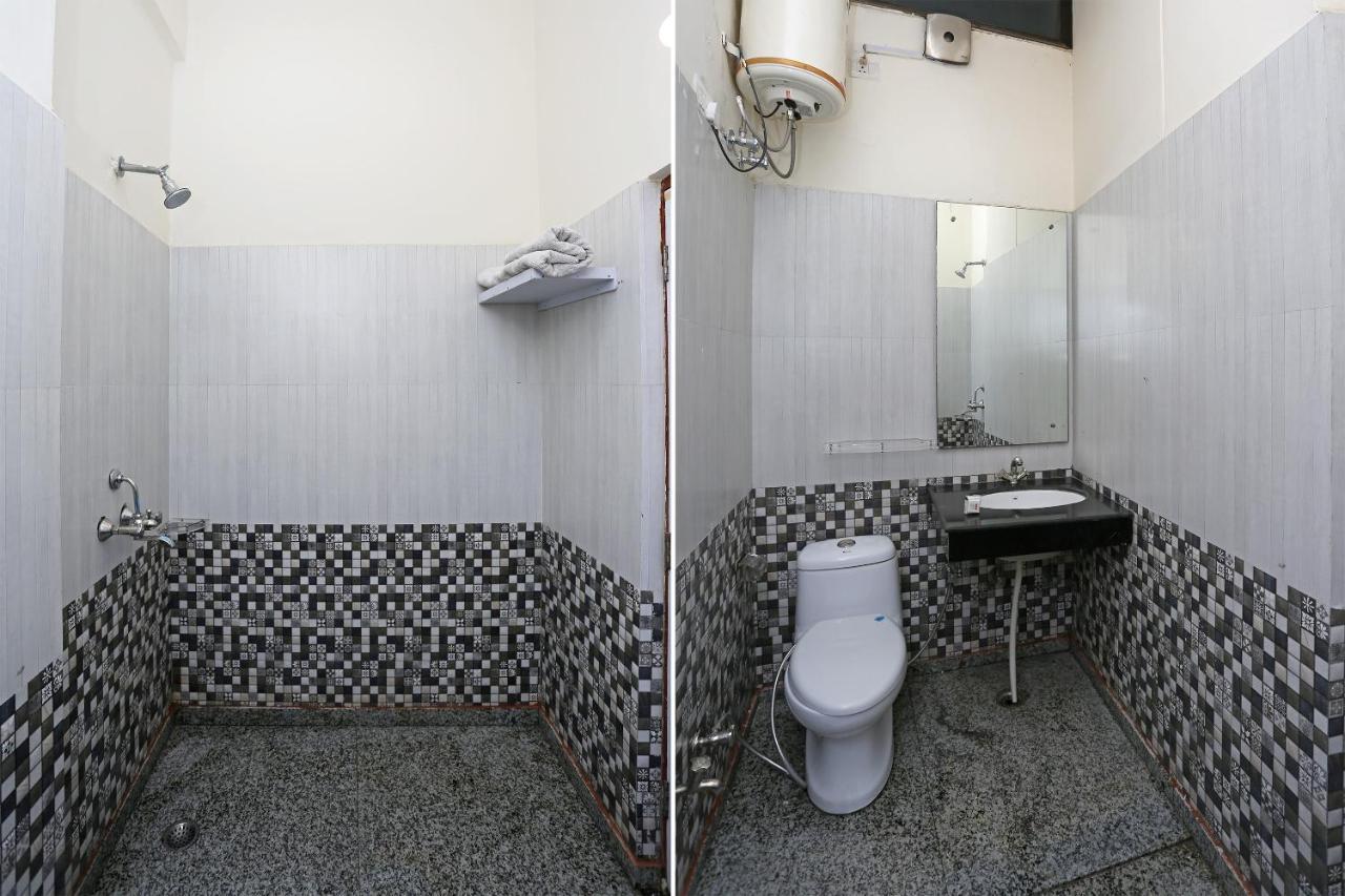 Oyo 14100 Hotel D Meridien Ґурґаон Екстер'єр фото